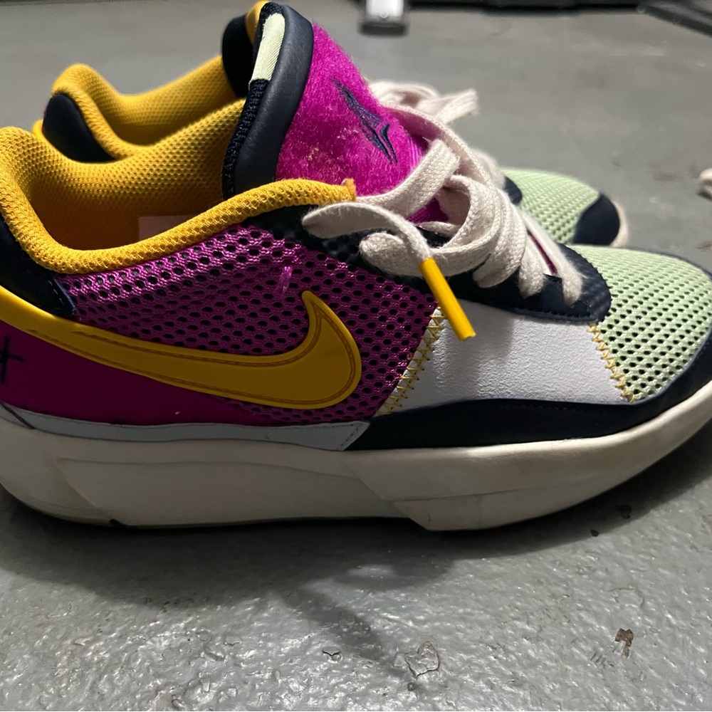 Nike Size 5 Youth Ja Morant Basketball Sneakers